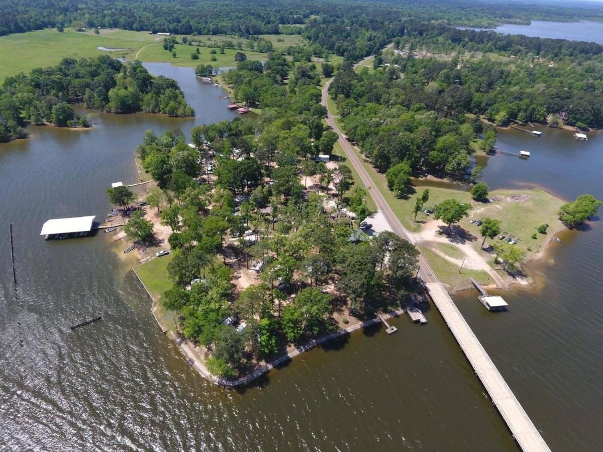 Hotel Holly Park Marina Milam Exterior foto